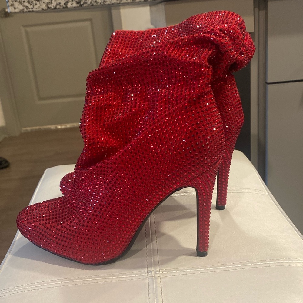 Nine West Red Ruby Slouch Bootie 6 Dazzling! Embe… - image 1
